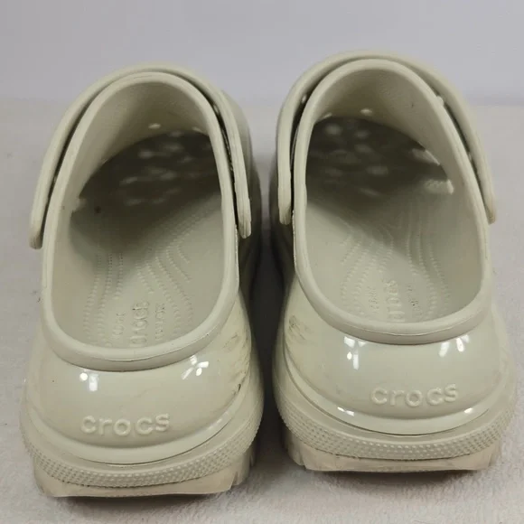 Crocs Platform Sandles/Clogs - Picture 9 of 10